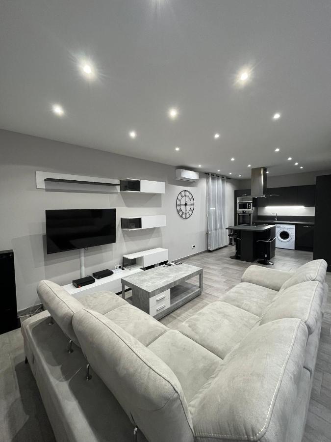 Logement Prive A Proximite Du Mont Ventoux Carpentras Buitenkant foto